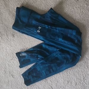 Under Armour teal leggings with pocket!
